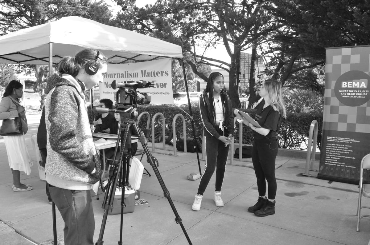 Journalism department celebrates National Newspaper Week