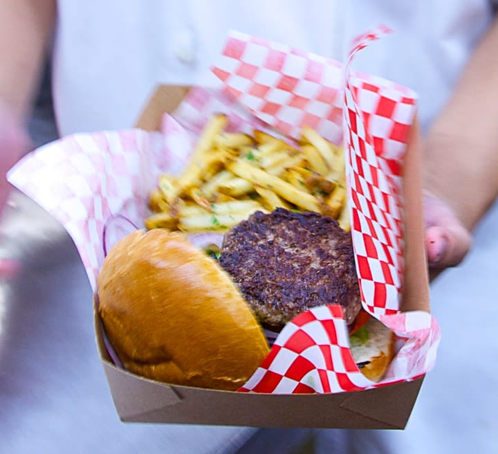 New diner brings the ‘50s back to life