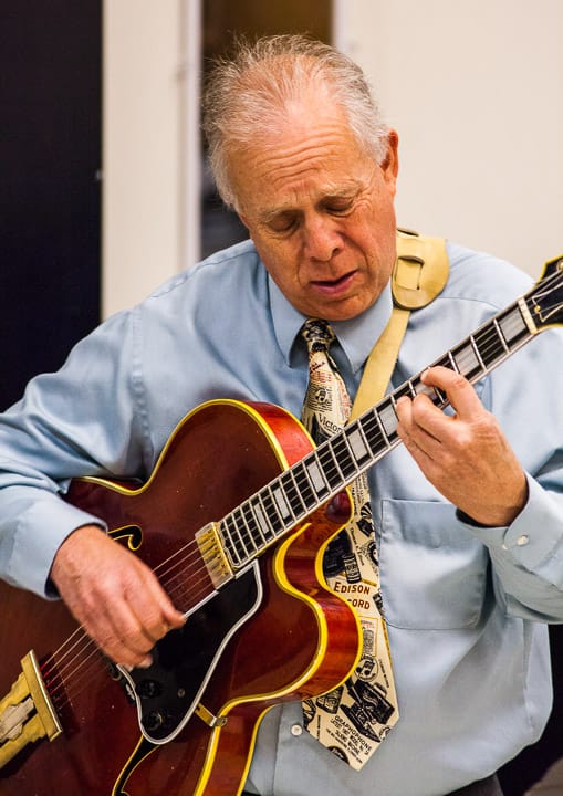 Lenny Carlson, Jazz instructor at CCSF plays the guitar during a lecture-demonstartion at Ocean Campus on Oct, 10,2013. Photo by Juan Pardo/The Guardsman