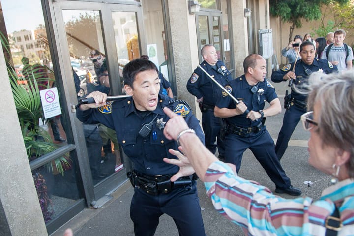 2014-03-13-CCSF-Protest-Rally-Police-Agrella-Santiago-Mejia-The-Guardsman-117