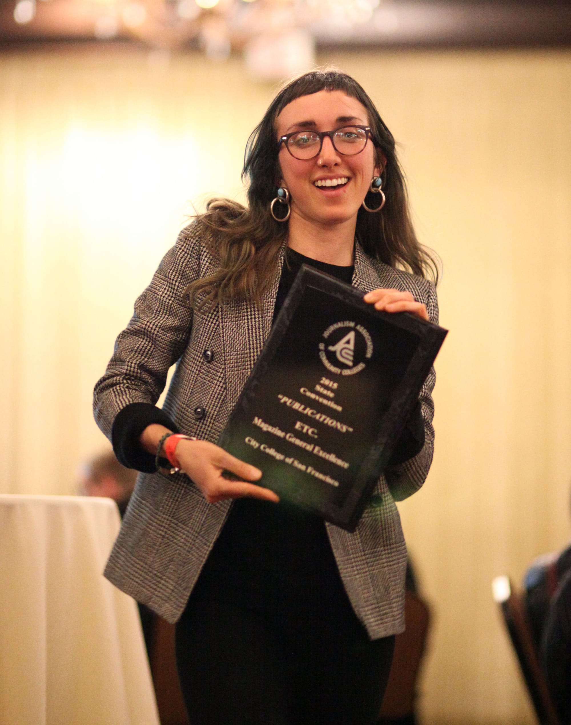 6_JACC15_Kitpowsong_COLLAGE0248-9-2