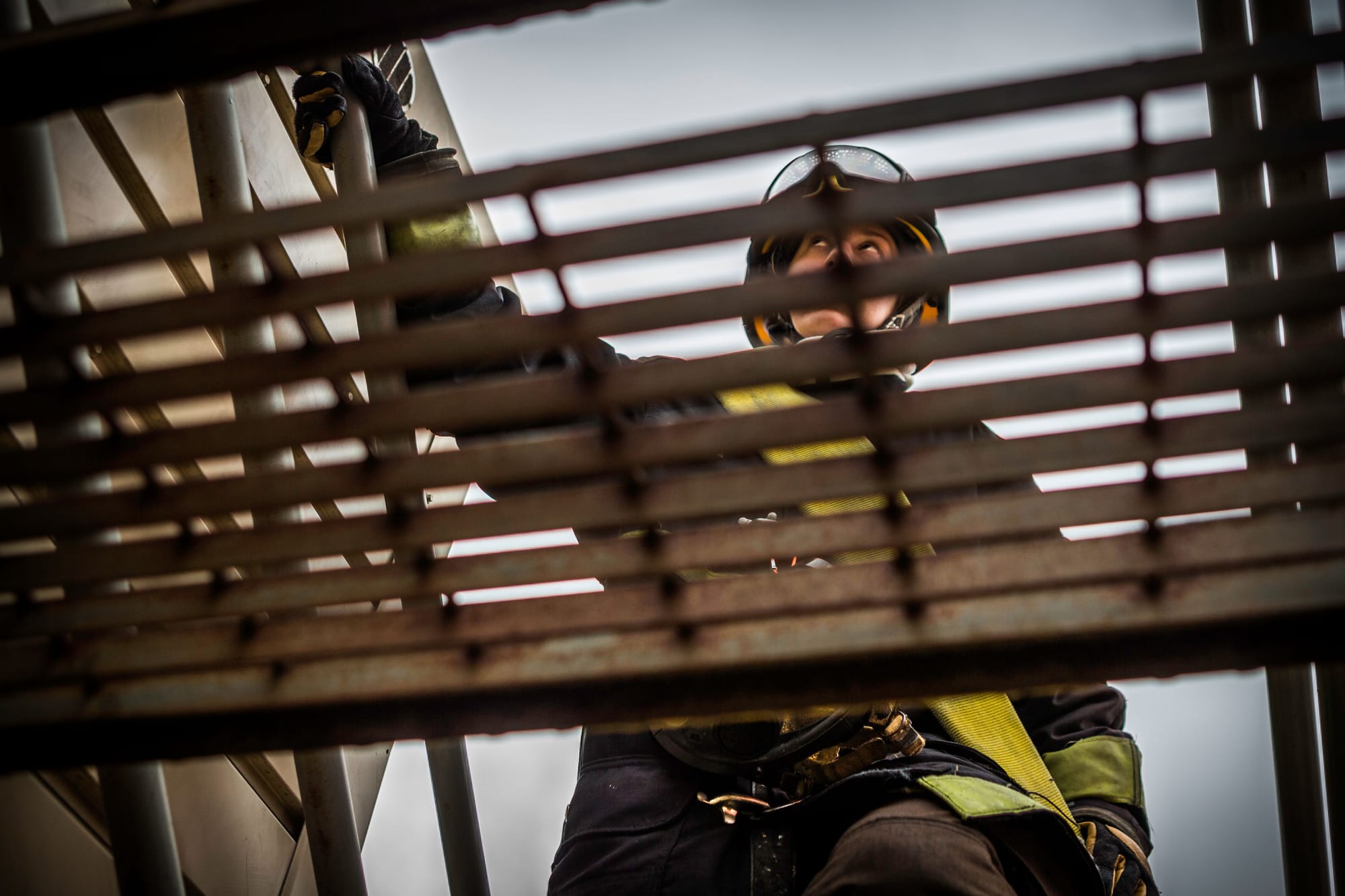 Fire cadet Alix Desmole gains roof access to the South San Francisco Fire Department’s training tower during the live fire drill that cumulated the 18 weeks training for 29 fire cadets of City College’s Class 15 Fire Fighter One Academy on Saturday, May 16, 2015. (Photo by Nathaniel Y. Downes/The Guardsman)