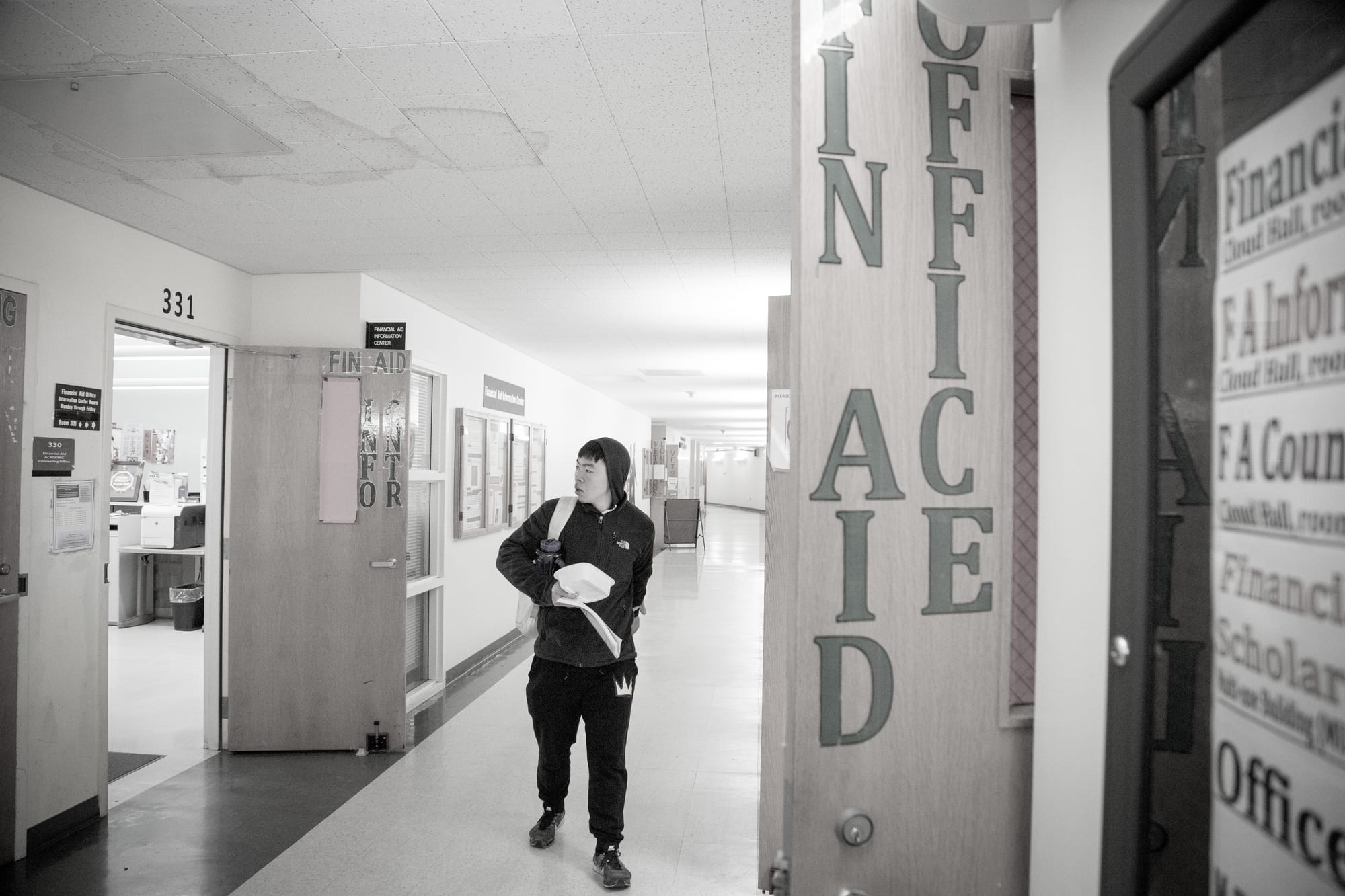 City College student Brandon Naung heads into the Ocean campus financial aid office on Feb. 8, 2016. (Photo by Santiago Mejia/The Guardsman)