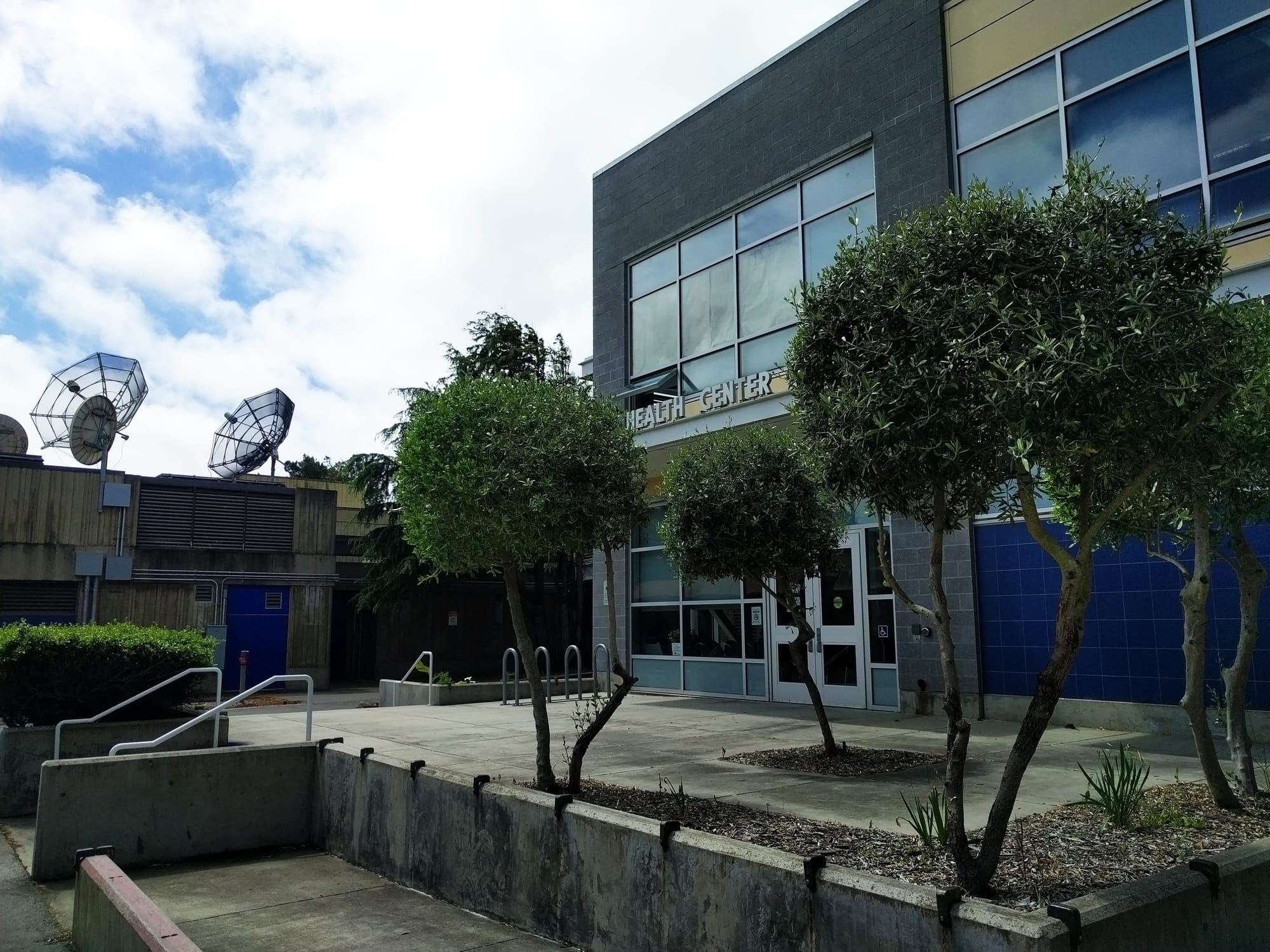 City College Health Center is located next to the Art Extension building on Ocean Campus. Photo by Elena Stuart
